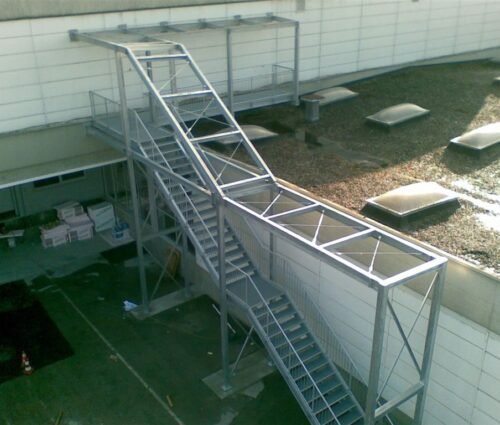 Maintenance stairs